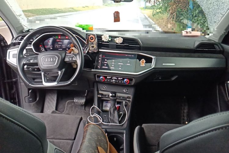 Used Audi Q3 2021 35 TFSI Fashion Dynamic Model