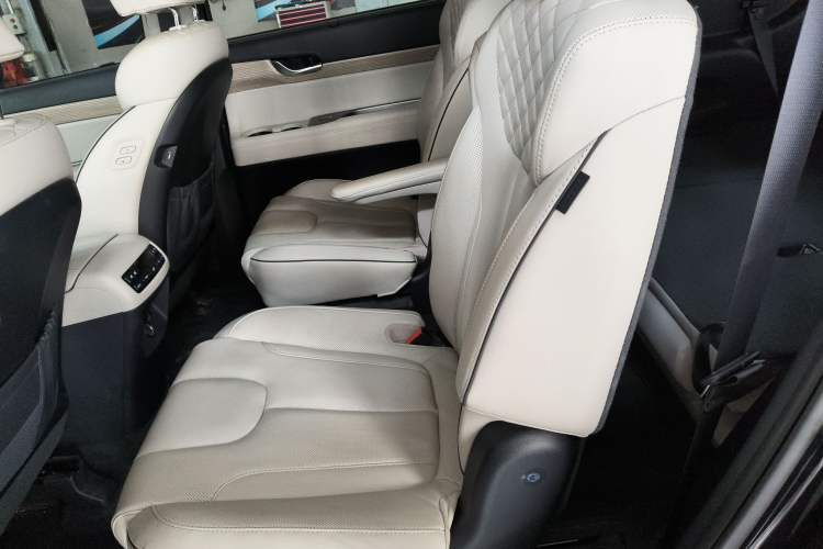 Used Hyundai Palisade 2021 3.5L Automatic 4x4 GLS Left Rear Seat