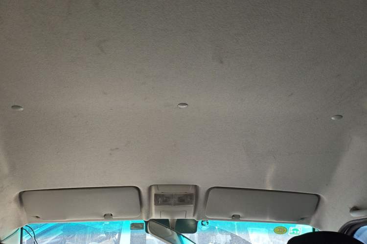 Used SRM New Haishi X30L 2024 1.5L CNG Super Enjoyment Version Passenger Van 6/7 Seats SWCC15M
