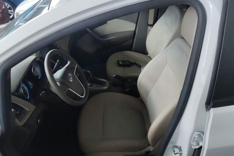 Used Buick GT 2013 GT 1.6L Automatic Fashion Edition