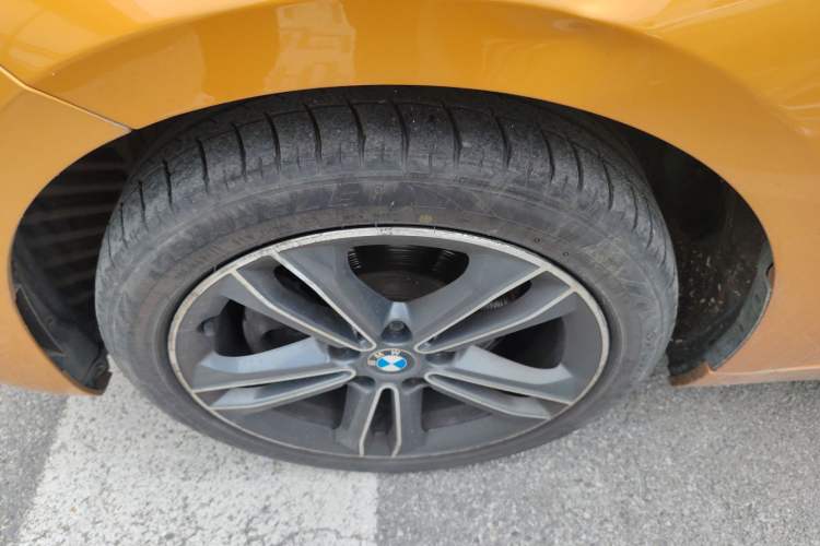 Used BMW 1 Series 2019 118i Fashion Model Left Front Wheel Hub