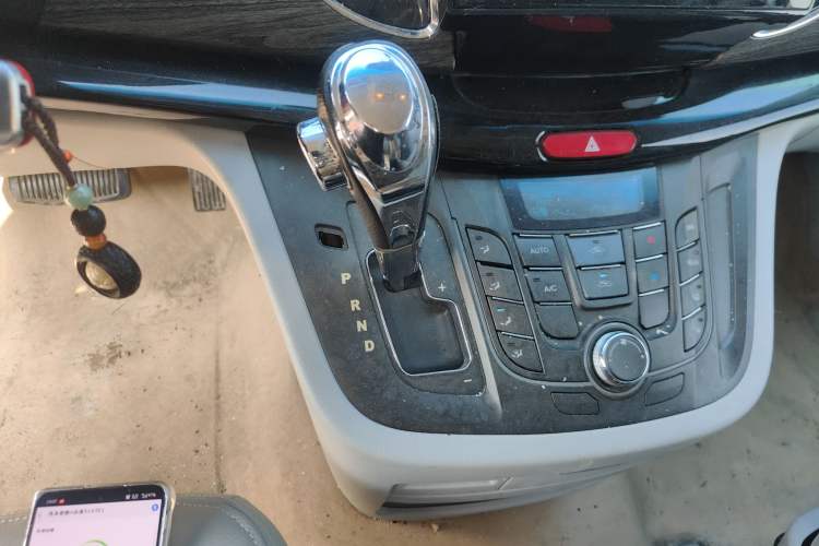 Used JAC Group Refine M5 2014 Colorway 2.0T Gasoline Automatic Business Edition