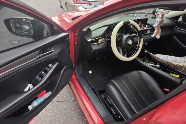 Used Mazda Atenza 2020 2.0L Blue Sky Luxury Edition Driver Seat