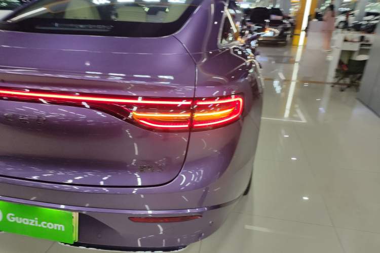 Used Hima Luxeed S7 2024 Ultra Four-Wheel Drive Flagship Edition Right Rear Taillight