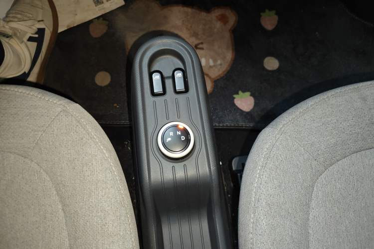 Used Wuling Hongguang MINIEV 2021 Macaron Premium Model – Lithium-NMC