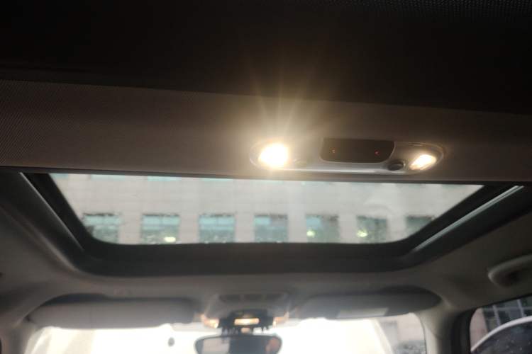 Used MINI 2018 1.5T ONE PLUS Five-Door Edition Headliner