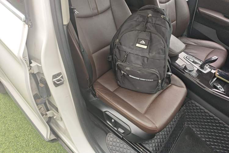 Used BMW X3 2014 xDrive20i X Design Package Right Front Seat