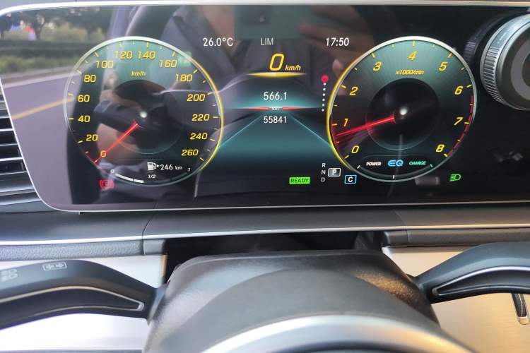 Used Mercedes-Benz GLE Coupe 2020 GLE 450 4MATIC Coupe SUV Fashion Model
