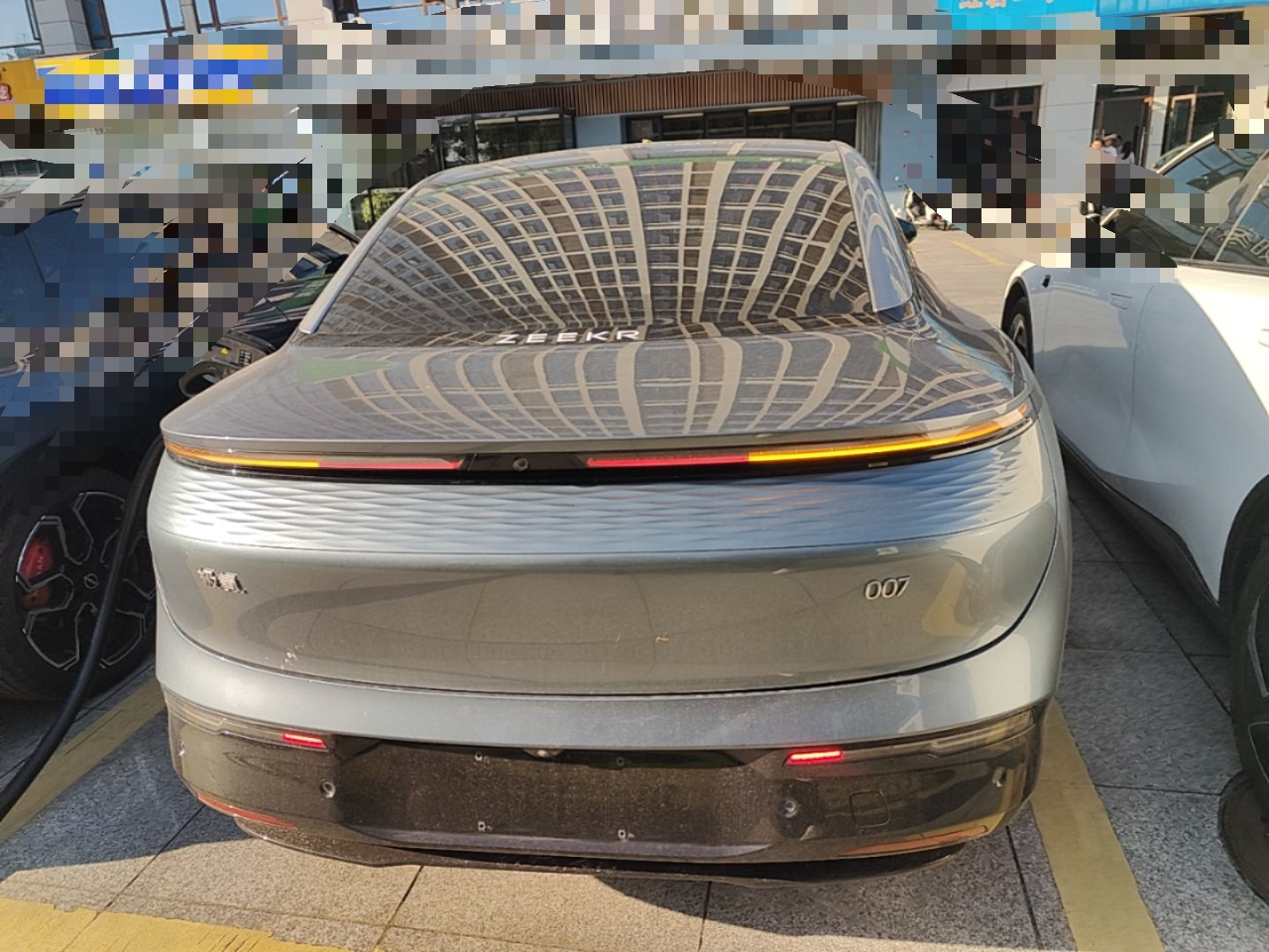 Zeekr 007 2024 Rear-Drive Enhanced Version 75 kWh — снимка 5