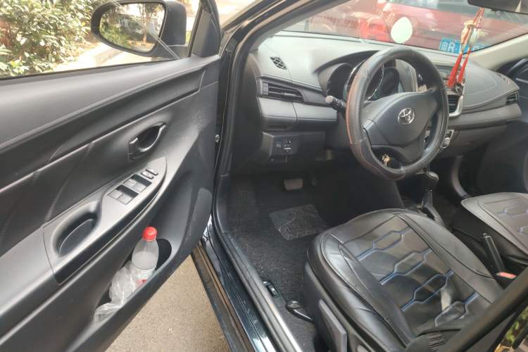 Used Toyota YARiS L Zhi Xiang 2019 1.5E CVT Dynamic Edition China VI compliant Driver Seat