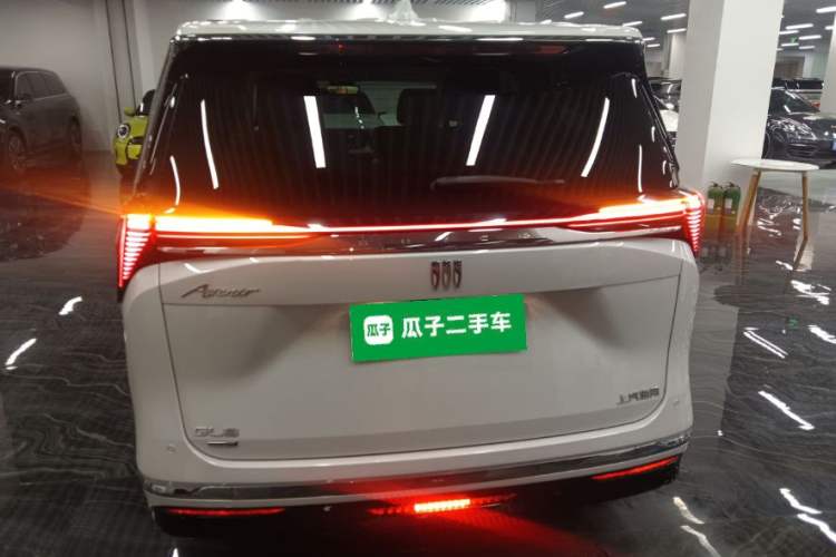 Used Buick GL8 New Energy 2024 Lu Zun Deluxe Edition 7-Seater
