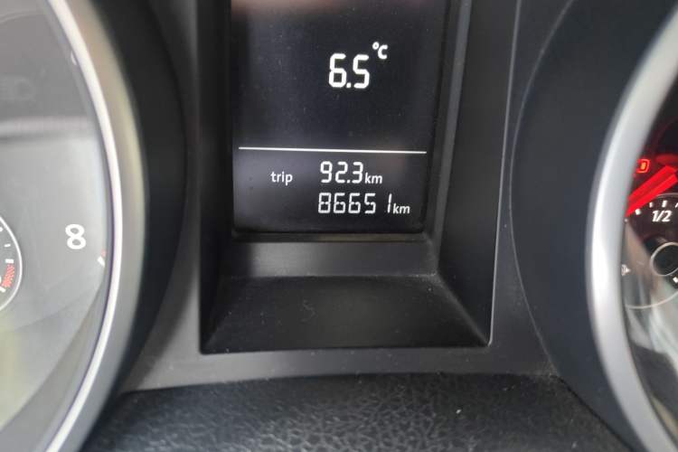 Used Volkswagen Golf 2012 1.6 Manual Comfort Edition
