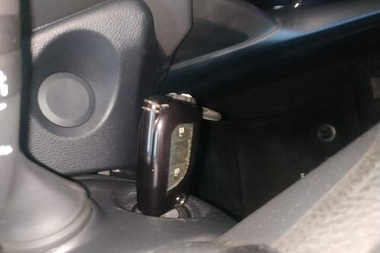 Used Toyota FRONTLANDER 2023 2.0L CVT Elite Edition
