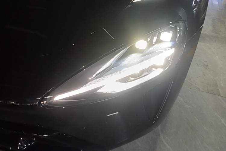 Used Xiaomi Auto SU7 2024 Rear-Drive Long-Range Intelligent Driving Version