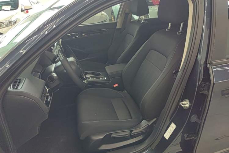 Used Honda Civic 2023 240TURBO CVT Dynamic Edition