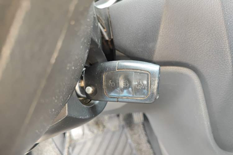 Used Ford Focus 2013 Hatchback Classic 1.8L Manual Base Model