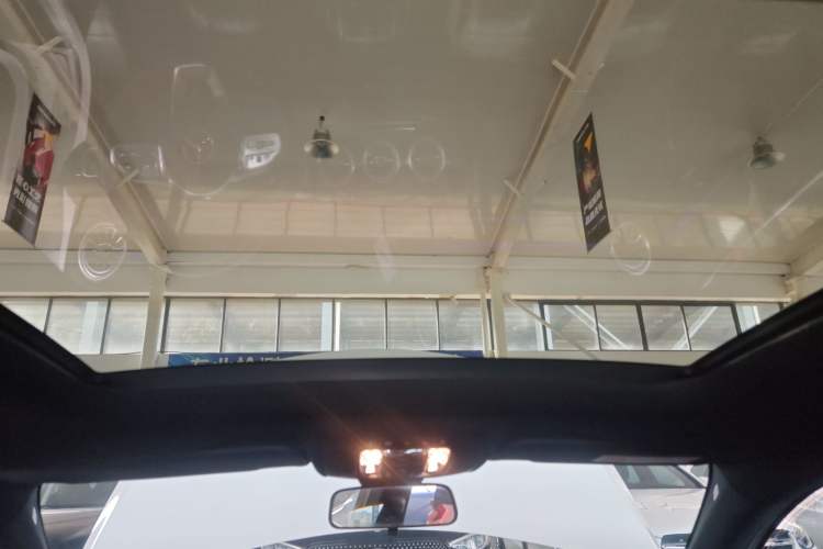 Used Mercedes-Benz A-Class 2022 Revised Version A 200 L Sport Sedan Fashionable Style Headliner