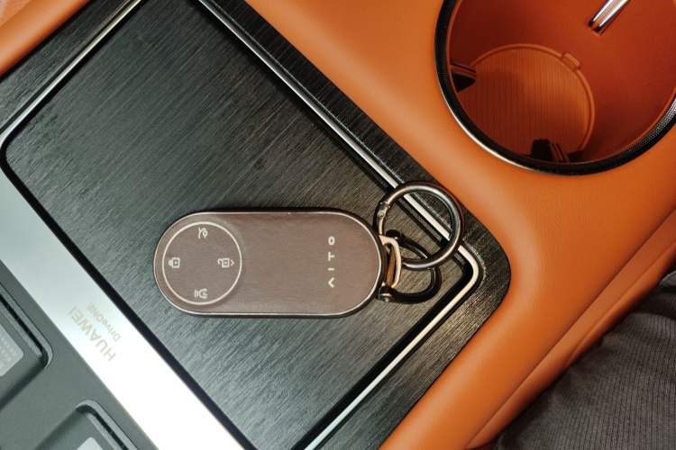 Used Hima AITO M7 2026 Model, Range-Extended Max Long-Range Version, 5 Seats Interior 1