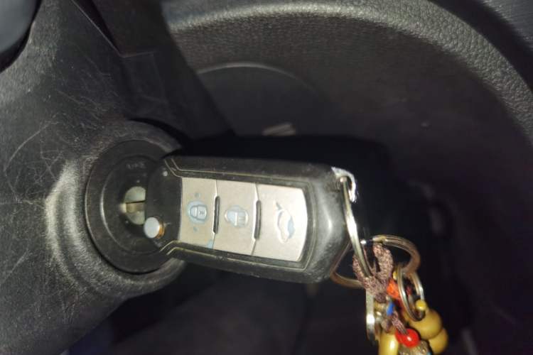 Used GAC Trumpchi GA3S Vision 2014 1.6L Automatic Elite ESP Version Vehicle Key