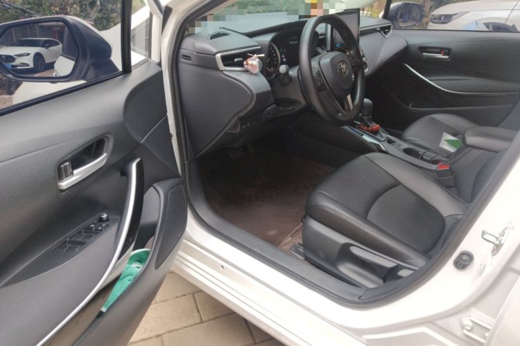 Used Toyota Corolla 2021 Dual-Motor 1.8L E-CVT Elite Edition