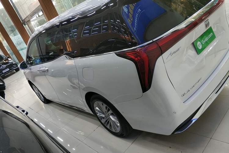 Used Buick Century 2023 2.0T Six-Seater Yinshi Edition