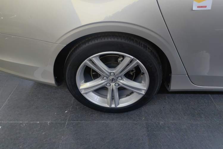 Used Volvo S90 2018 T4 Zhiyuan Edition