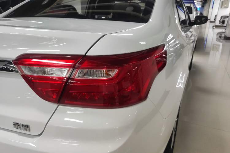 Used Geely Auto Vision 2020 1.5L CVT Asian Games Edition Right Rear Taillight