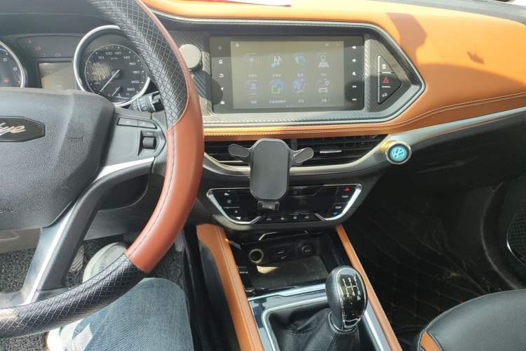 Used Zotye T300 2017 1.5L Manual Luxury Model