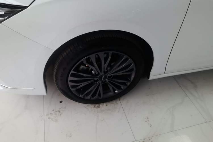 Used Dongfeng Aeolus Yixuan MAX 2023 1.5T Super-Powered Dad Edition