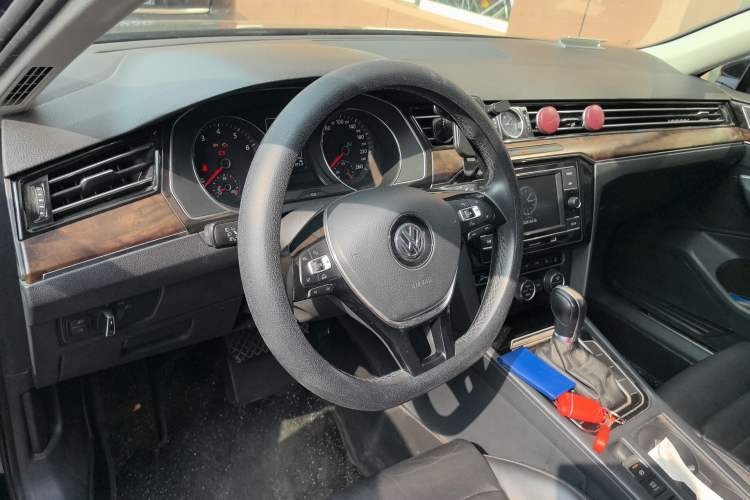 Used Volkswagen Magotan 2018 Facelift 330TSI DSG Luxury Model