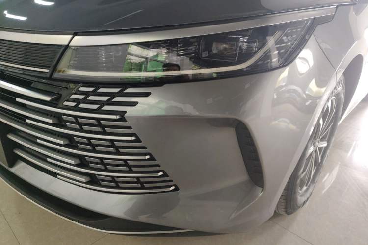 Used BYD Destroyer 05 2024 HONOR Edition DM-i 55KM Luxury Model Left Front Headlight