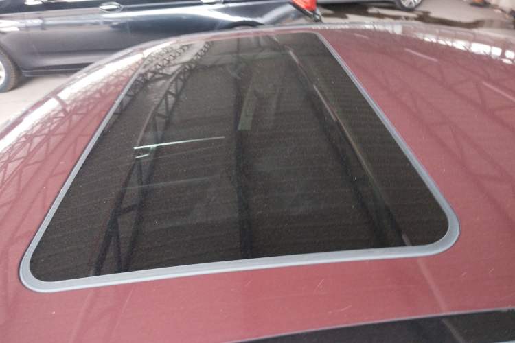 Used Mercedes-Benz C-Class 2013 C 260 CGI Elegant Model Roof