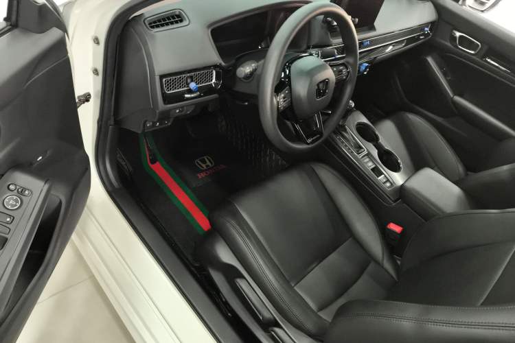 Used Honda Civic 2022 240TURBO CVT Dynamic Edition
