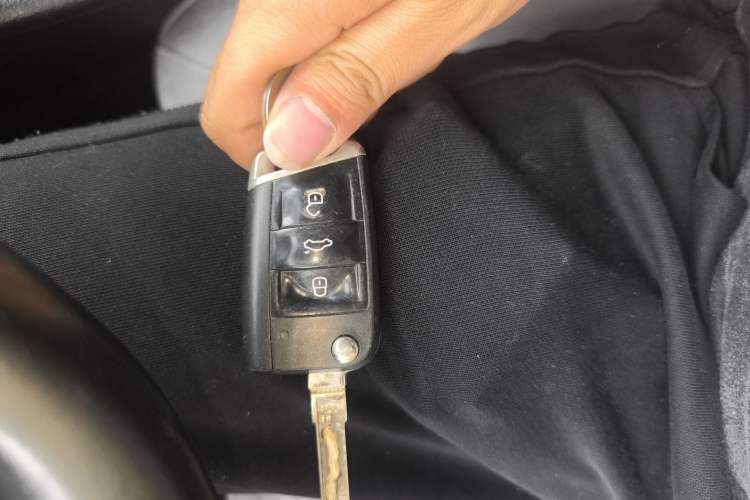 Used Volkswagen Golf 2019 280TSI DSG Comfort Version China VI Standard Vehicle Key