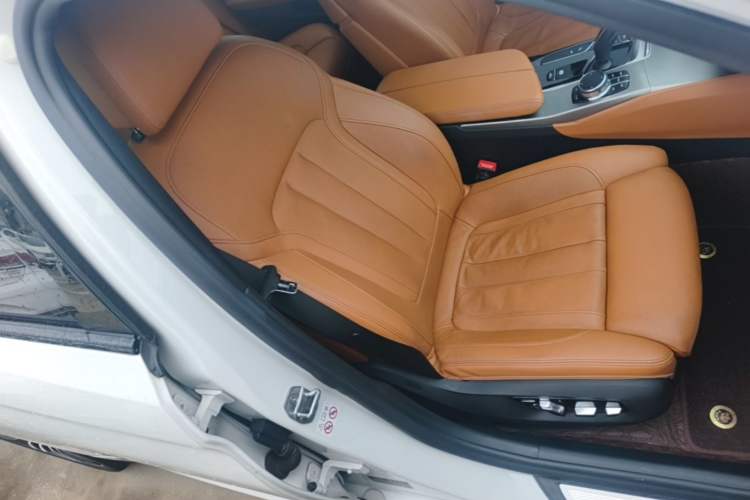 Used BMW 5 Series 2018 Restyled 530Li Luxury Edition M Sport Package