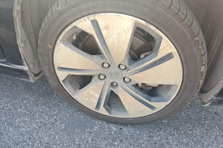 Used BAIC Beijing EU7 2019 Yifeng Edition Right Front Wheel Hub