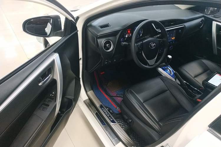 Used Toyota Corolla 2017 Revised Version 1.2T S-CVT GL-i
