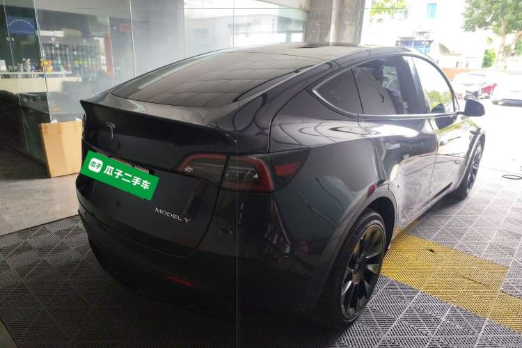 Used Tesla Model Y 2024 Long-Range All-Wheel-Drive Version
