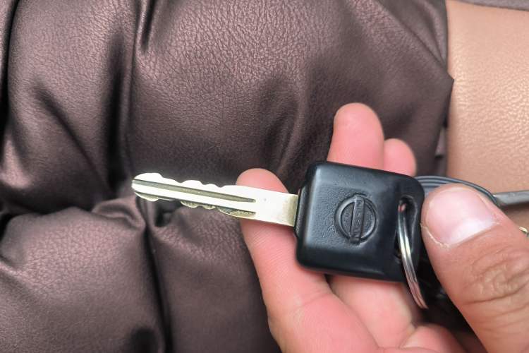 Used Nissan Livina 2013 1.6XE Manual Comfort Edition
