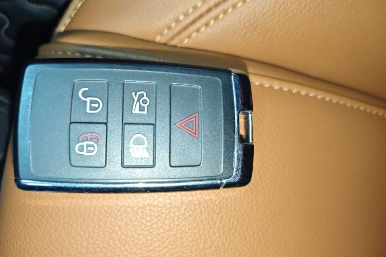 Used Jaguar XEL 2020 2.0T 200 PS R-DYNAMIC S Advanced Sport Edition