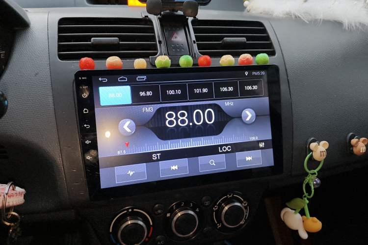 Used Suzuki Swift 2012 1.3L Manual Value Edition Audio And AC Panel