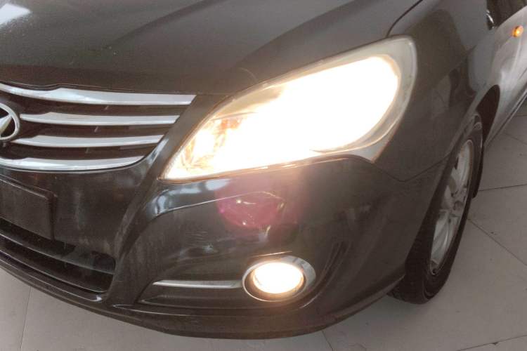 Used Hyundai Celesta 2015 1.6L Manual Comfort Model