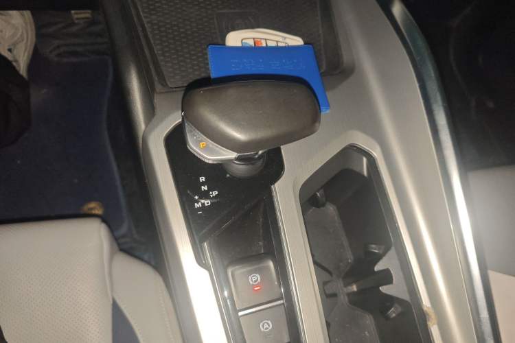 Used Geely Auto Preface 2021 2.0TD Flagship Edition Gear Lever