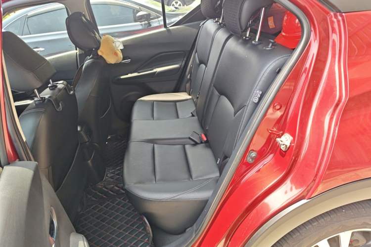 Used Nissan Kicks 2019 1.5L CVT Smart Connect Luxury Edition
