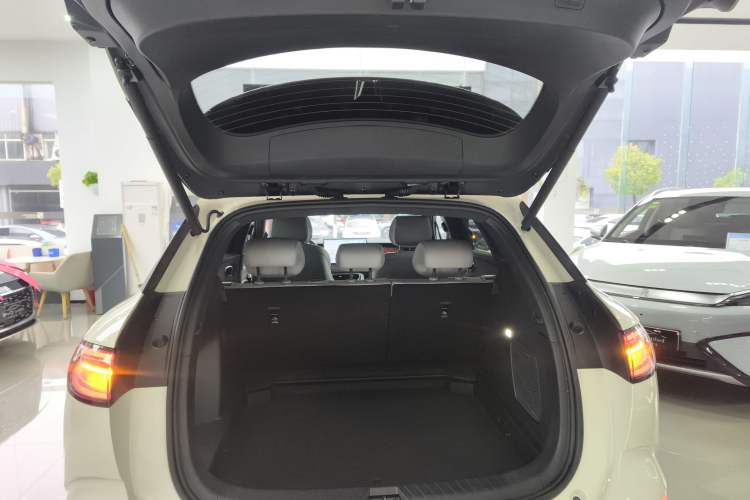 Used BYD Sealion 06 New Energy 2025 Model EV 605 Navigation Plus Edition
