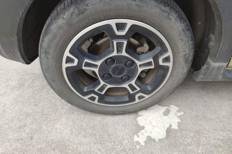 Used Geely Galaxy Panda 2024 200km Panda Rider Left Front Wheel Hub