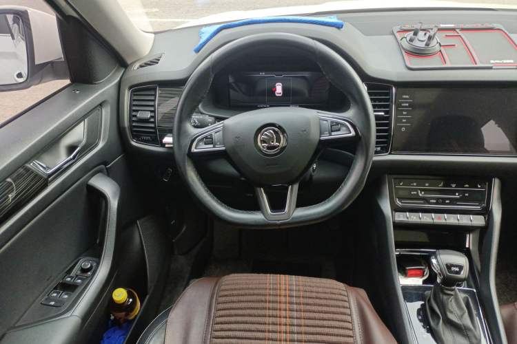 Used Skoda Kodiaq 2021 TSI330 5-Seater Two-Wheel-Drive Luxury Plus Edition
