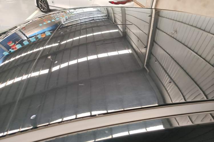 Used Hongqi E-QM5 2022 431 km Charge & Enjoy Edition
