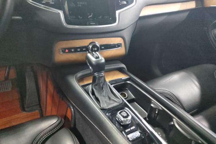 Used Volvo XC90 2019 T6 Luxury Edition 7-seater China V Standard