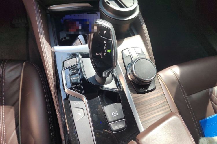 Used BMW 5 Series New Energy 2018 530Le Luxury Package Gear Lever